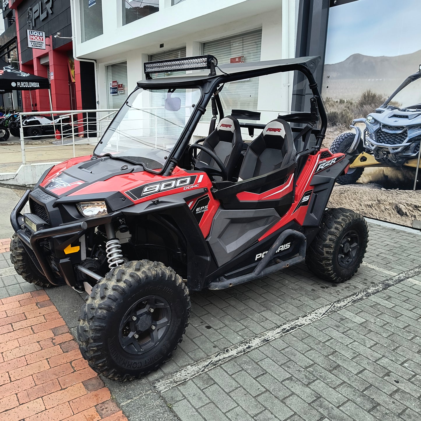 POLARIS RZR 900