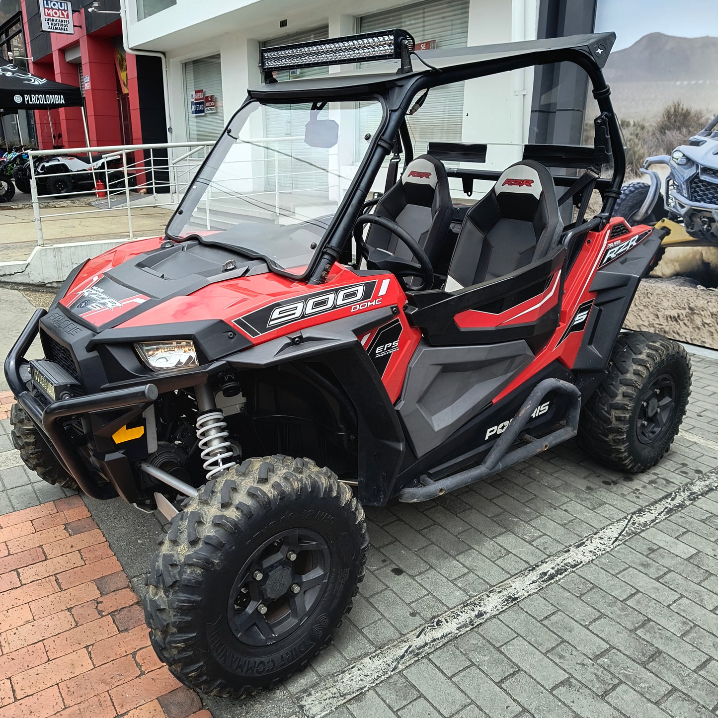 POLARIS RZR 900
