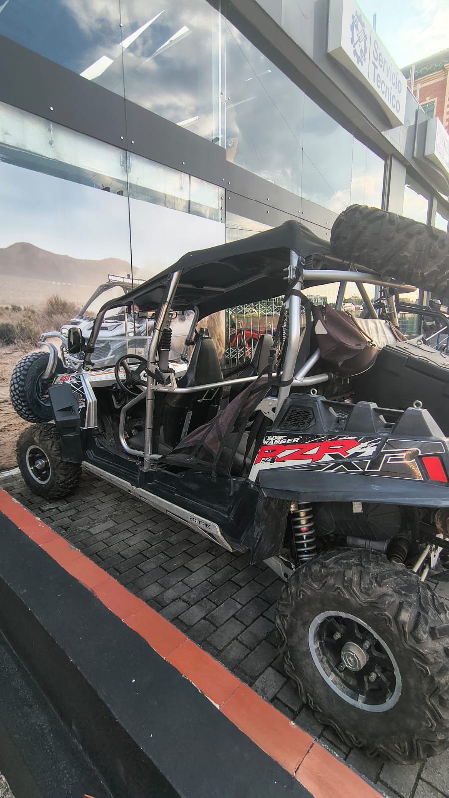 POLARIS RZR 4 900XP